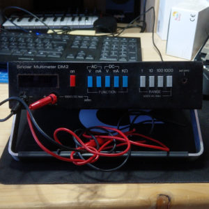 Bild: SINCLAIR Multimeter DM2 mit defekten Buchsen
